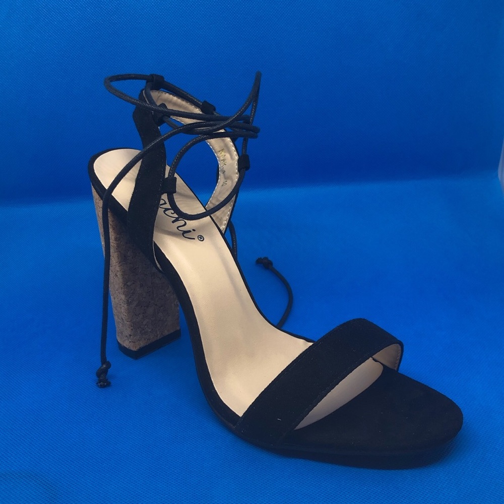 Machi Footwear Lace up Club Heels